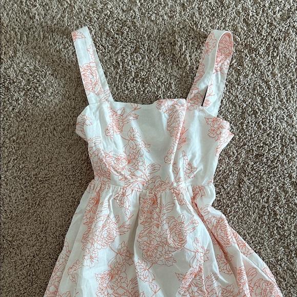 Papermoon White and orange 🍊 Floral Midi Dress - Picture 2 of 5